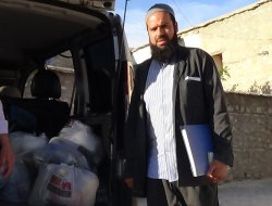 Gürbüz İrşad-Der'den fakir ailelere giyim yardımı