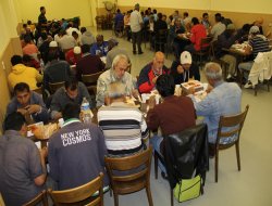 İftar sofrası, imkanı olmayanların Basel'deki adresi