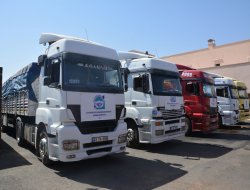 Kayseri'den Suriyelilere 5 tır yardım