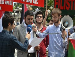 İsrail'e lanet yağıyor