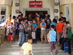 Allah'ın evleri çocuklarla daha güzel