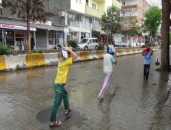 Çınar'da Temmuz yağmuru serinletti