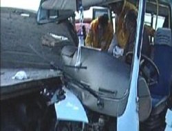 Yolcu Otobüsü İle Minibüs Çarpıştı: 5 Ölü