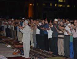 Kayseri'de Gazze'ye Dua Siyonistlere Beddua