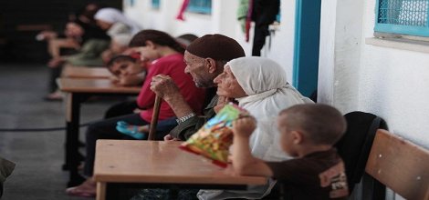 Okul sıraları Gazzelilerin evi oldu