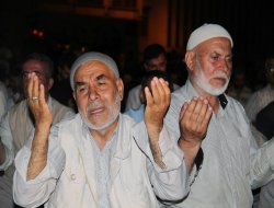 "Hamas'ı kınayanlar ümmetin sesine kulak veremeyecektir"