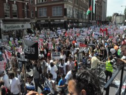 Londra'da İsrail'e dev protesto
