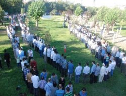 Diyarbakr'da Mustazaflar Cemiyeti halkla bayramlaştı