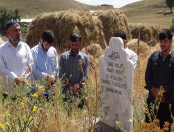 Bayramda İslam şehitleri unutulmadı