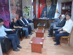 HÜDA PAR'dan siyasi partilere bayram ziyareti