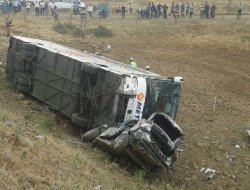 Bingöl'de trafik kazası: 33 yaralı