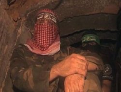 Yeraltında günlerce kalan 29 mücahidin hikâyesi