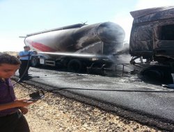 Beton mikseri yanarak küle döndü