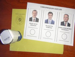 İhsanoğlu, Kılıçdaroğlu ve Bahçeli oylarını kullandı