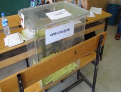 Çınar'da dört seçmenden biri sandığa gitmedi