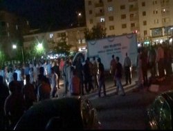 Ağrı'da İtfaiye aracı devrildi: 3 ölü