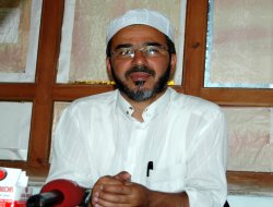 "İslam'ın kendine göre bir terbiye sistemi vardır"