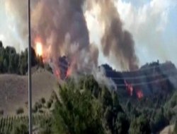 İtalya'da jetler havada çarpıştı!