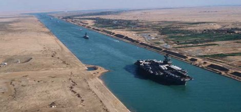 Süveyş Kanalı'na paralel yeni kanal