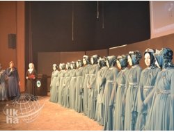 Viranşehir'de Hafızlara Taç Giydirdi