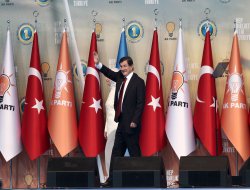 Davutoğlu AK Parti genel başkanı seçildi