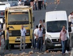 Kaymakamın makam aracına saldırı