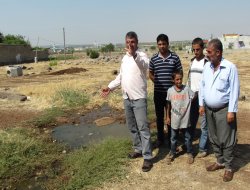 Sokaklarında kanalizasyon olmayan mahalleli tepkili