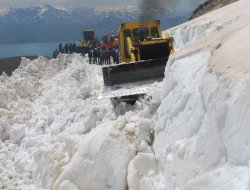 Mayıs Ayında Karla Mücadele!