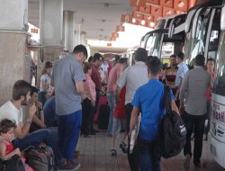 Suriyeliler çadır kente tahliye ediliyor