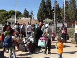 Her roj nêzîkî 200 penaberên Rojava ji Bakur û Tirkiyeyê vedigerin welatê xwe