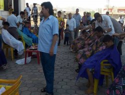 Kızıltepe'de Êzidiler ücretsiz tıraş ediliyor