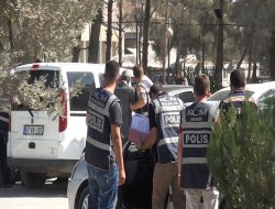 Silah kaçakçılığından 2 kişi tutuklandı