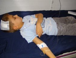 Okulda kafasına kiremit düştü