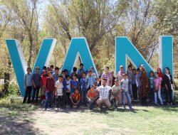 Öğrenciler Van'ın tarihi mekânlarını gezdi