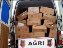 Ağrı'da çok sayıda kaçak eşya ele geçirildi