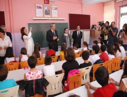 Diyarbakır'da Eğitim öğretim yılı törenle başladı