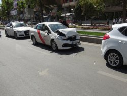 Batman'da maddi hasarlı trafik kazası