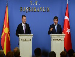 Başbakan Davutoğlu, Makedonya Başbakanı Nikola Gruevski ortak basın toplantısı düzenledi