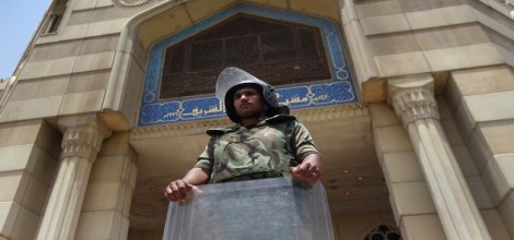 Mısır cuntası el Ezher’e el koydu