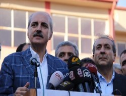 Sınır beldesinde Bakanlara taşlı saldırı