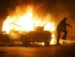 Suriye Ordusu Haleb`i Karadan Vuruyor