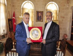 İran Büyükelçisi'nden Vali Taşkesen'e ziyaret