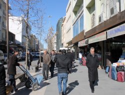 Zengin ile fakir arasındaki uçurum devam ediyor