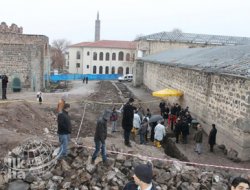 Diyarbakır'daki Kemikler En Az 100 Yıllık