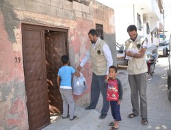 Viranşehir Cami-Der'den bayram öncesi yardım