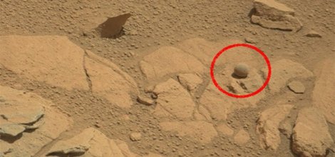 Mars keşif aracı Mars'ta top buldu