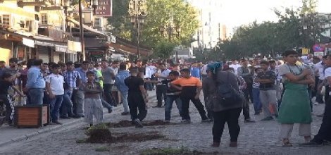 Diyarbakır'da HDP'lilerin provoke ettikleri olayın failinin deli olduğu raporlandı