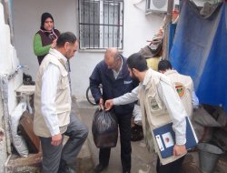 İRŞAD DER bayram öncesi fakirlerin yüzünü güldürdü