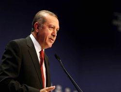 Batının halk hareketlerine karşı tavrı terörü besliyor