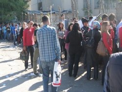 Burs başvurusunda izdiham